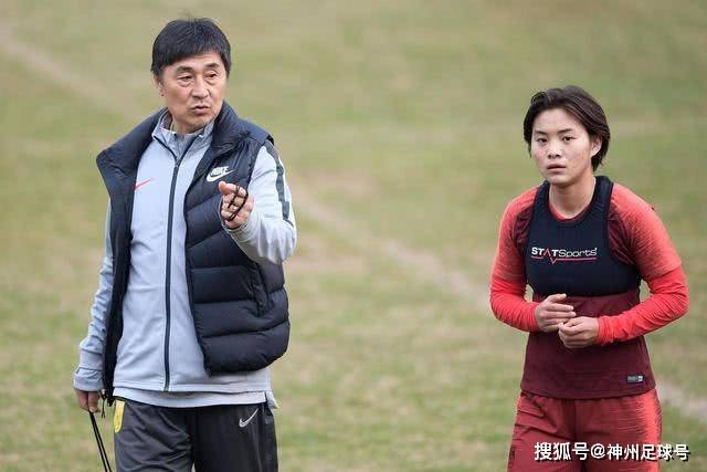 意甲裁判收入揭秘：马尔科·圭达领衔，职业化改革呼之欲出